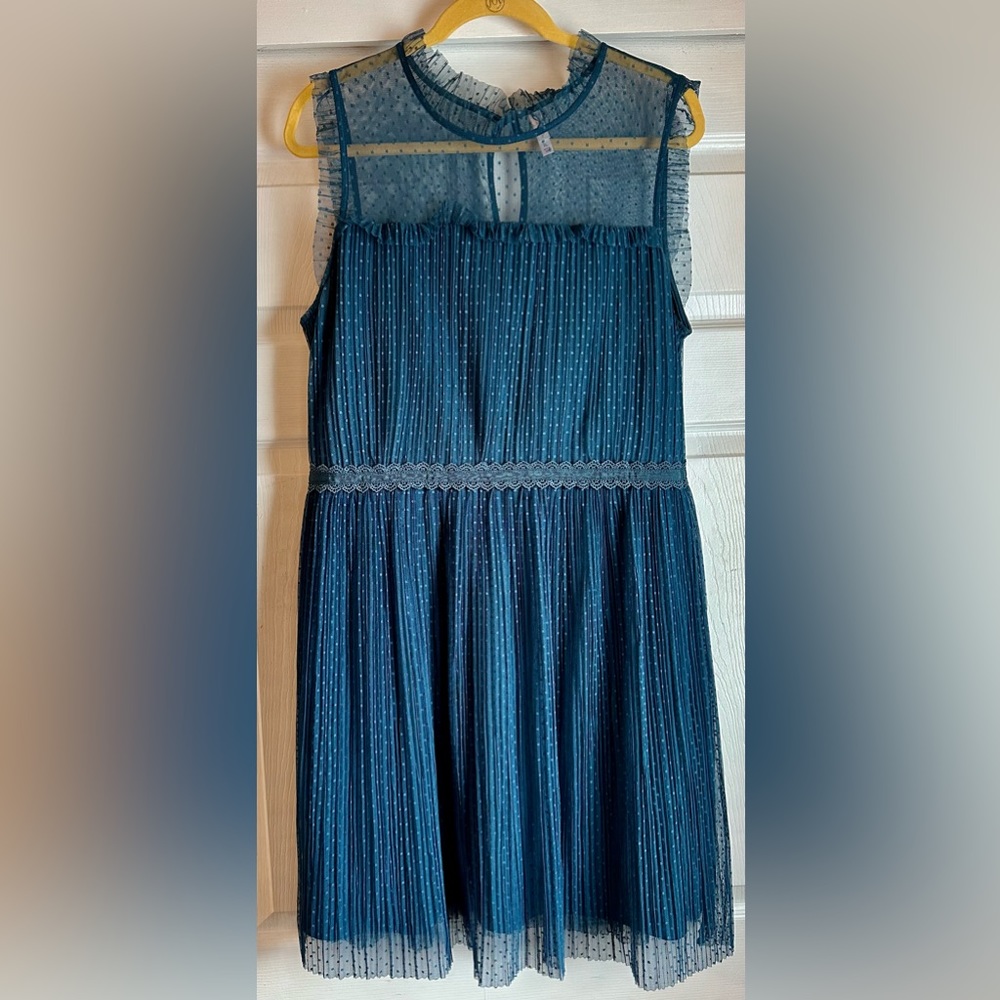 Xhilaration Lace Lined Dress